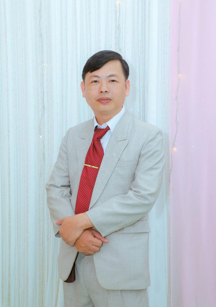 Thầy Nguyễn Quốc Tùng